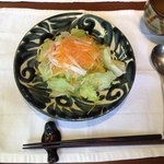 銀のさじ - 最初に来たのはサラダ、このドレッシングがGood。