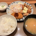 やよい軒 - やよい合い盛り定食 890円