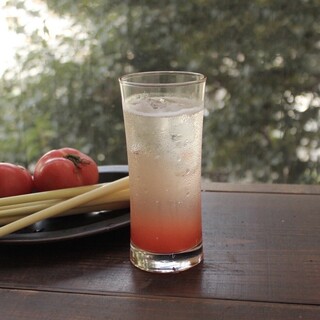 無論是軟性飲料還是酒精飲品都可以！自家製香草糖漿深受歡迎