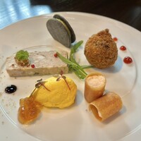 The 華紋 - 