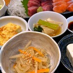 天然魚と七輪焼き 隠れ居酒屋 雑魚や - 