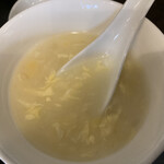 松の樹 - 卵スープ