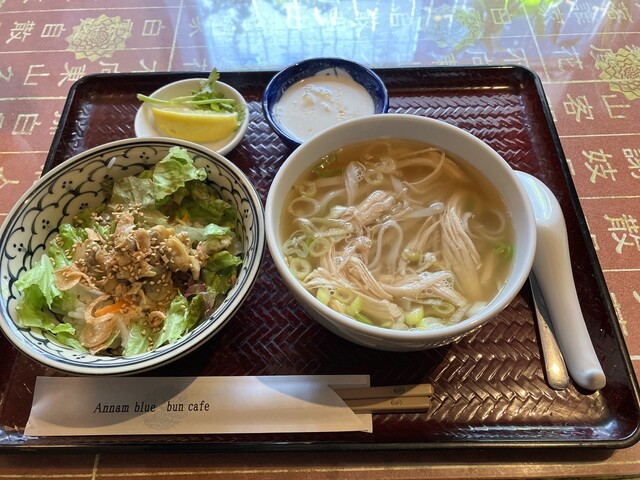 Annan Blue Bun Cafe Kanayama