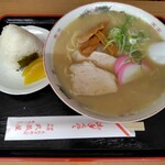 武蔵屋食堂 - 中華そばとおにぎり