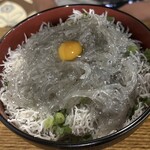 あゆちゃん家 - 生しらす丼
