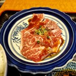 炭火焼肉ホルモン横丁 下松店 - 上ロース