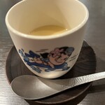 中国料理 月下翁 - ペコちゃんの杏仁豆腐。