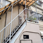 ムーン ファクトリー コーヒー - 階段