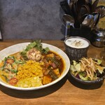 SPICY CURRY 魯珈 - 