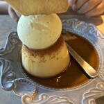 バードツリー - 私のベストプリン！とても濃厚なので、食後よりプリンとコ一ヒーのお茶でがオススメかも。