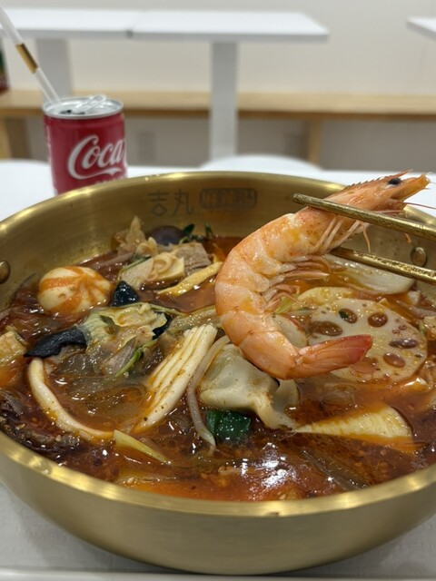 吉丸麻辣湯 梅田店 - 東梅田/四川料理 | 食べログ