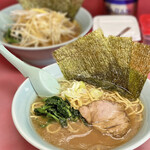 山下家 - 料理写真:正油ラーメン
