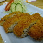 四ツ木製麺所 - マグロのメンチ