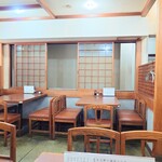 そば処 更科 - 階段横の席。