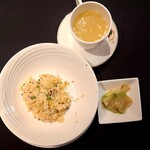 雪園 - トリュフ入り卵白炒飯