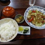 満喜 - ホイコーロ定食