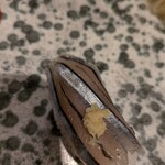 立喰寿司 佐渡弁慶 - キビナゴ130円