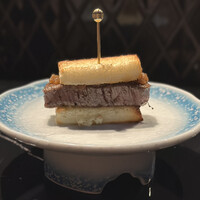 HIKARI - 