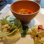 フォルク キッチン オールデイダイニング  - 