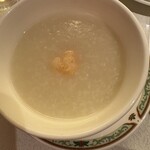 中国料理 桃花林 - 海老団子入りおかゆ