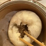中国料理 桃花林 - 肉入りまんじゅう