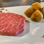 横浜うかい亭 - うかい特選牛サーロインステーキ