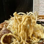 ラーメン専門 宮の森 - 麺リフト