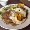 Usagi no Mori Karuizawa Ten - デミソースと目玉焼き添えのハンバーグ