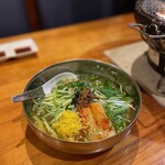 炭火焼肉市場 済州家 - 