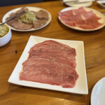 炭火焼肉市場 済州家 - 