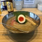 宍道湖しじみ中華蕎麦 琥珀 東京本店 - 