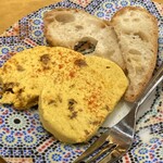 クラフトビールとモロッコ料理 ホップとリップ - カシェール