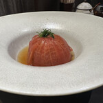 とり囲 - まるごとトマトのお浸し。夏バテ予防の夏のメニュー。トマトの甘みが出汁と絡まって美味。