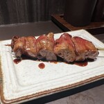 とり囲 - やわらか絶品レバー串。やはりここのレバーは柔らかさとジューシーさが違う。