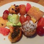 MORETHAN TAPAS LOUNGE - 