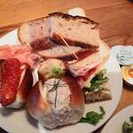 MORETHAN TAPAS LOUNGE - 