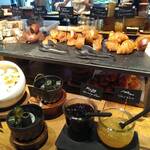 MORETHAN TAPAS LOUNGE - 