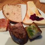 MORETHAN TAPAS LOUNGE - 