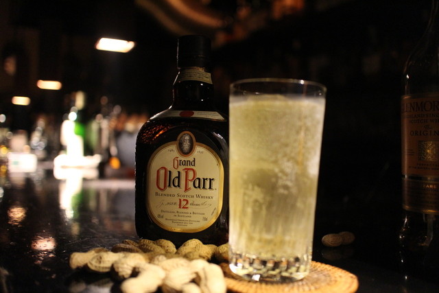 ゴールドの名前につられマッカラン２５年を飲む By サプレマシー ゴールドバー Gold Bar 栄 名古屋 バー 食べログ
