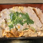 そば処水元やぶ - 本当に美味しいよ！私は生の白身が少し苦手なので、2分くらい蓋を開けずに待ってましたー　