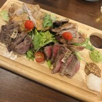肉系居酒屋 肉十八番屋 - 