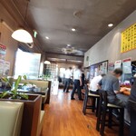 空海 - 店内　左側を撮影
