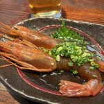 魚んと - 赤海老醤油漬2本　640円