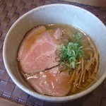 らぁ麺や 汐そば雫 - 塩ラーメン全景