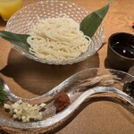 壺川 - 5種の薬味の冷やしうどん