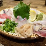 博多もつ鍋 炉端焼 坂 - 