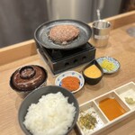 釜炊きごはんとハンバーグ タイチ食堂 - 