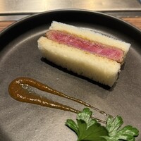 焼肉うしごろ 新宿三丁目店 - 