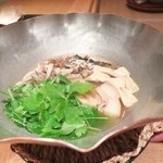 岩さき - 戸打鍋で。焼き目をつけた穴子のお鍋★→