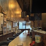 源吉 - カウンター席のみです。